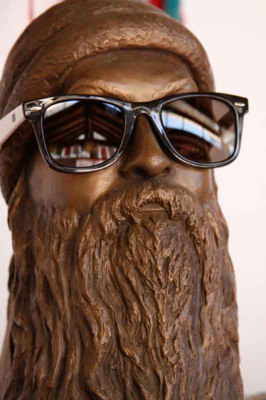osho with sunglasses